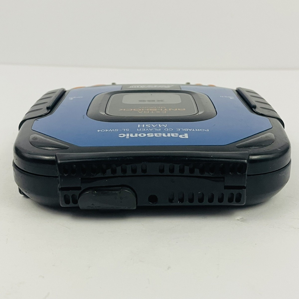 パナソニック ポータブルCDプレーヤー SHOCK WAVE SL-SW404 Vintage 1996 Panasonic Portable CD Player Shock Wave SL