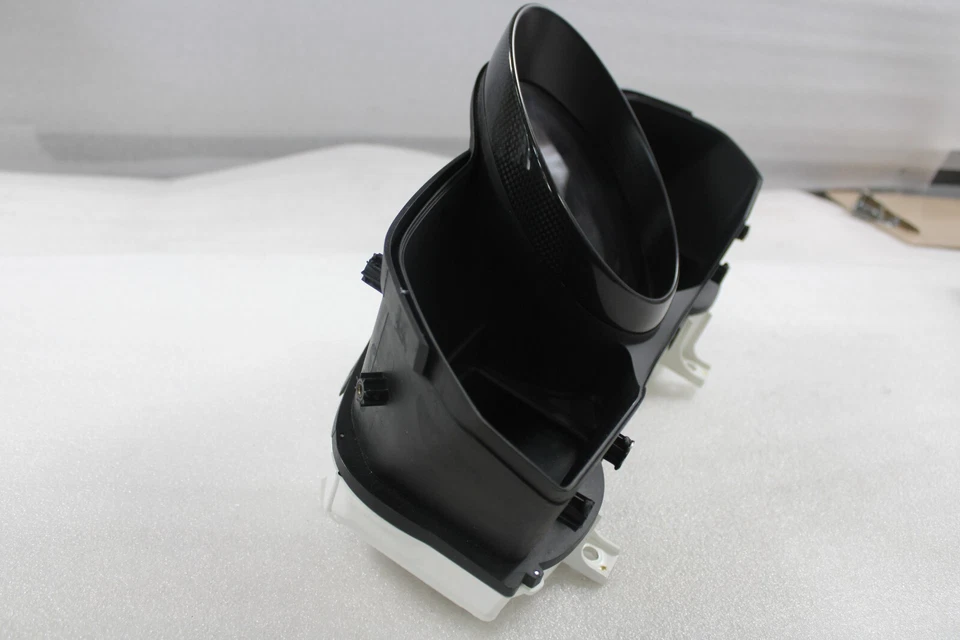 Ferrari 458 Italia, Spider, Carbon Fiber, Speedometer Cluster, Dmg, Used, 273678 - Image 4 of 4