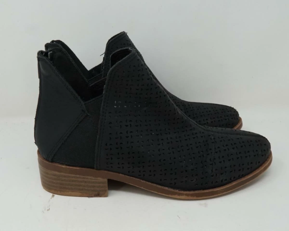 Madden girl perforated booties clearance