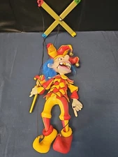 Dexter The Jester Marionette designed by Daniel Oates 2001 for Bozart