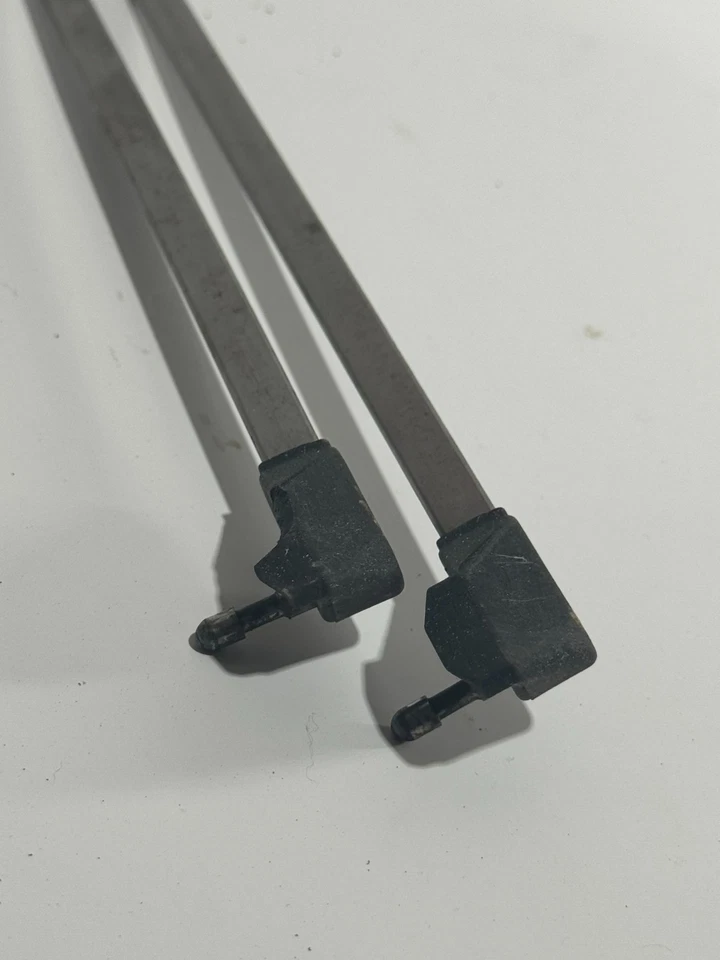 1988-1994 CHEVY/GMC C/K 1500 WIPER ARM PAIR SET OEM - Image 4 of 4