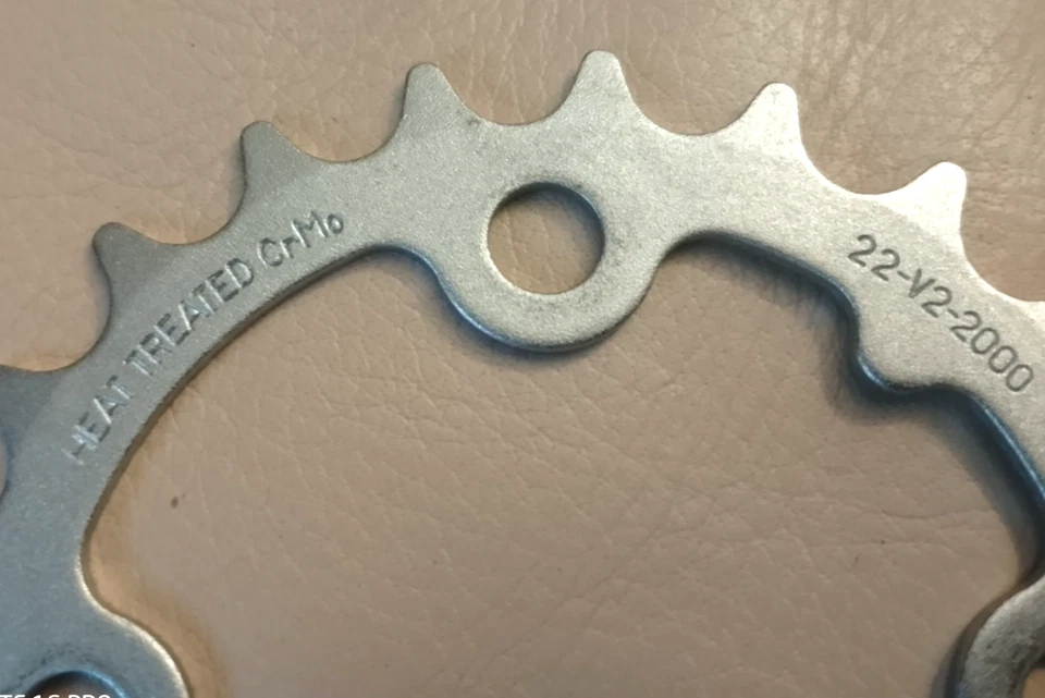 Truvativ 22 Tooth 64 BCD 4 ARM Chainring Heat Treated Cromo Steel 22-V2-2000 NOS - Image 2 of 2