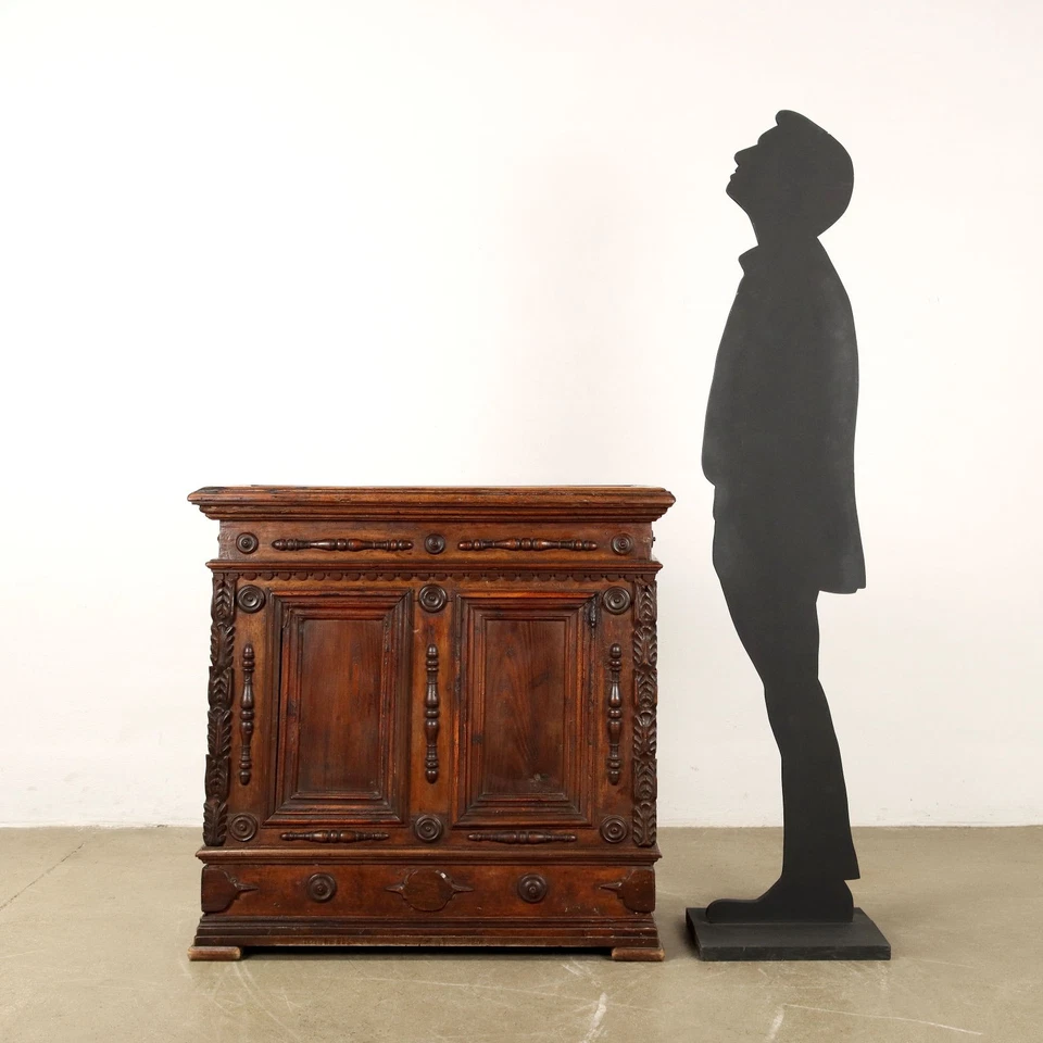 Antiguo cofre barroco nogal castaño Italia siglo XVIII Foto 2 de 4