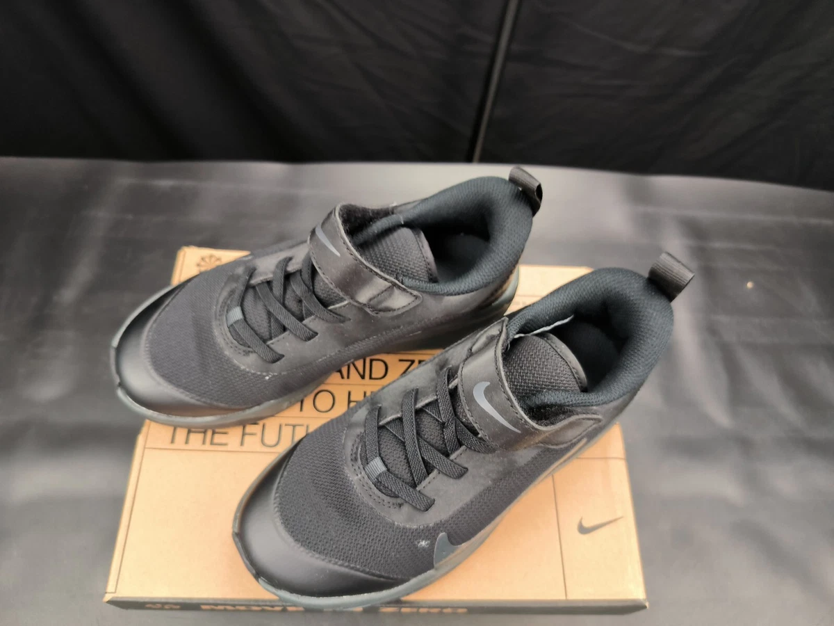 paire de chaussure enfant garçon nike noir taille 31