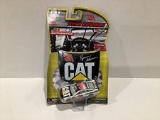 1/64 Nascar Authentics 2017 Wave 1 31 Ryan Newman Caterpillar Chevy SS