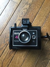 Vintage Polaroid Land Camera Square Shooter 4