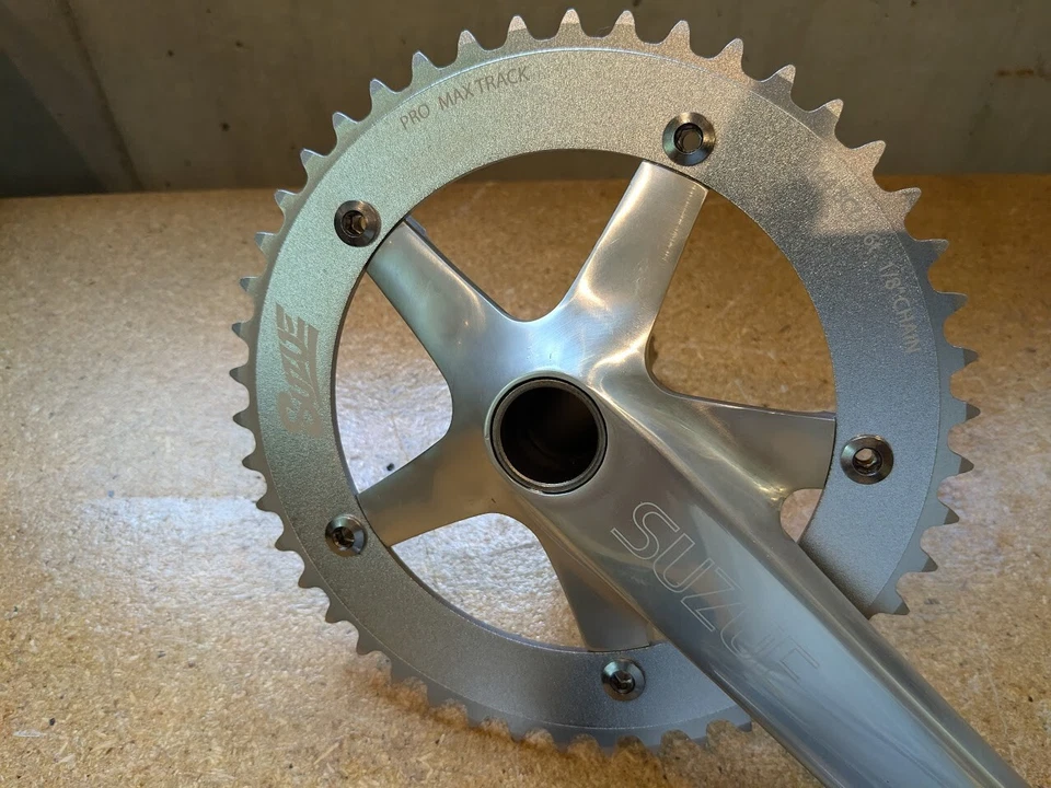 G2U Suzue Promax Crankset  170mm 24mm Spindle 2Piece Silver 46T 18 - Image 4 of 4