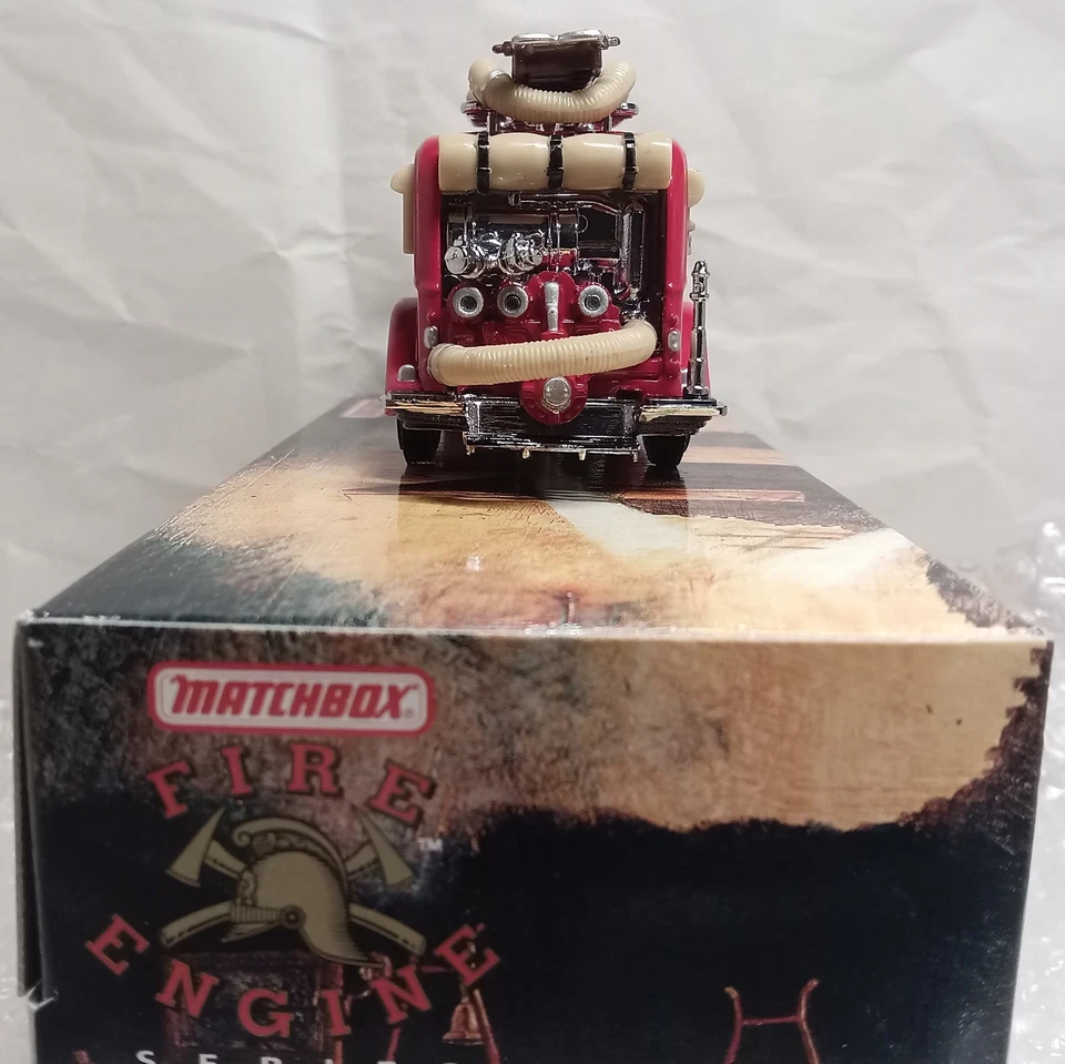 Cadillac Fire Wagon Matchbox Fire Engine Series YFE03 1933 SIN USAR, EN CAJA. Foto 4 de 4