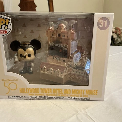 Funko Pop! Town Walt Disney World 50 Hollywood Tower Hotel and Mickey Mouse  31