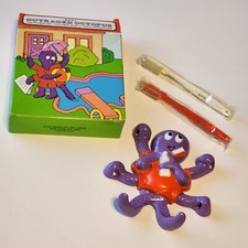 Vintage 1978 AVON "Sweet Pickles" OUTRAGED OCTOPUS Toothbrush Holder  2 Brushes