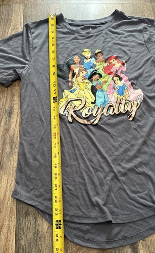 Juniors Large Disney Princess Tshirt NEW Gray Tshirt ROYALTY - Picture 6 of 9