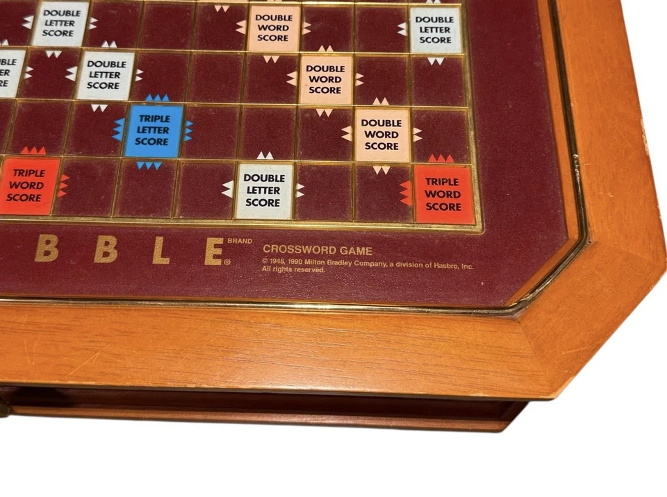 Vintage Scrabble Game Gold Tiles Collection Edition Franklin Mint 94 Gold Pieces - Image 3 of 4