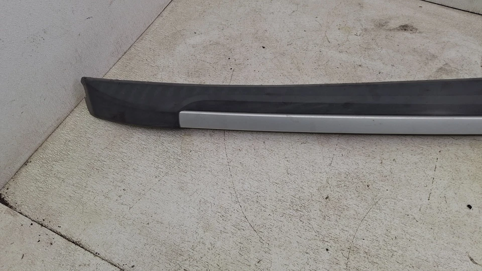 Buick Encore 2013-2019 portaequipajes lateral derecho moldura OEM Foto 4 de 4