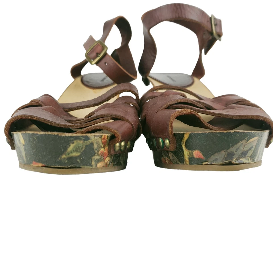 Sandálias plataforma Isabel Marant estampa floral marrom avermelhado madeira anabela tamanho 36 - Imagem 4 de 4