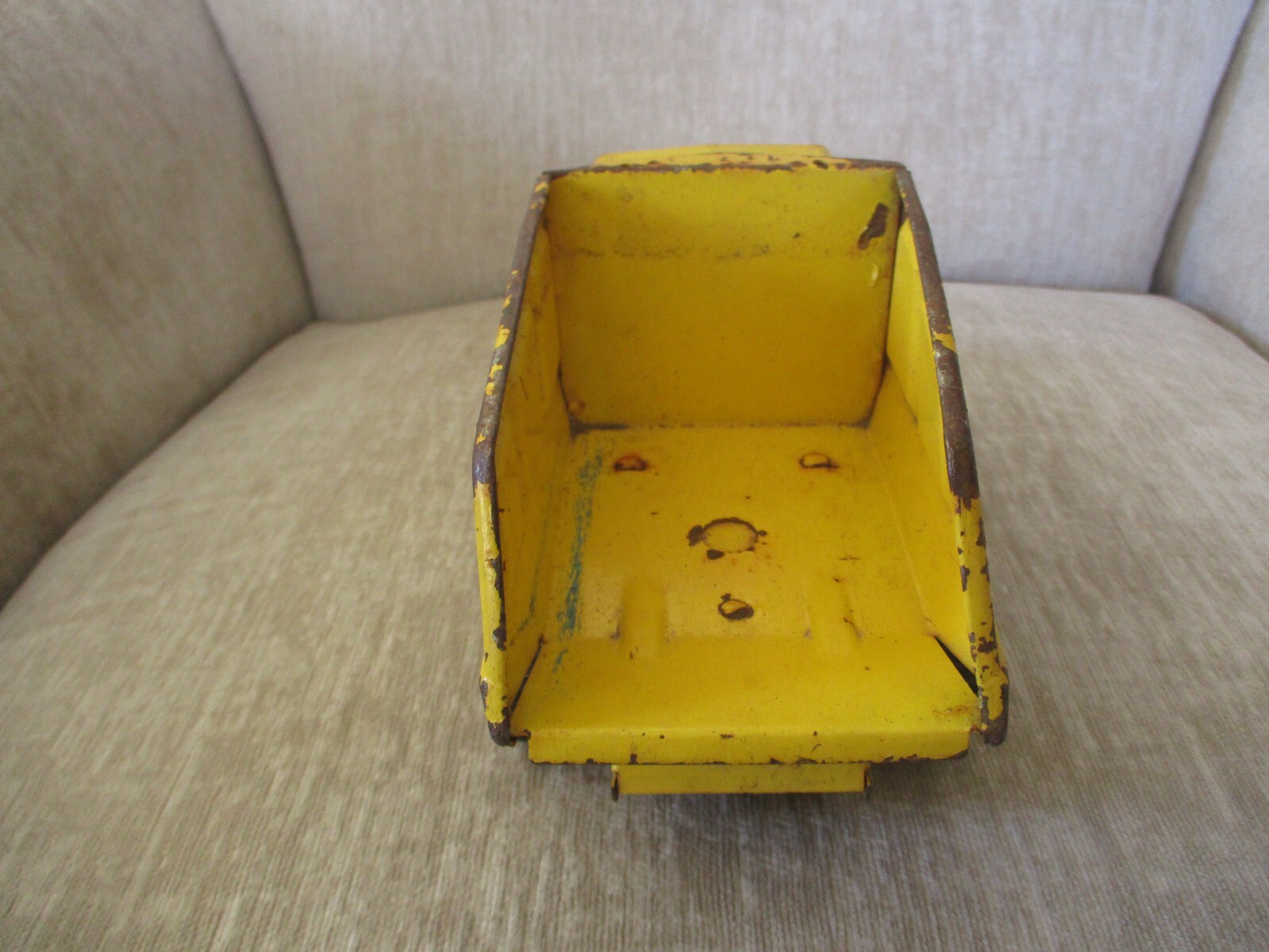 Picture 5 of 24