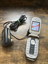 Working Motorola V197 with 1 Charger Used Tested Flip Phone Cellphone