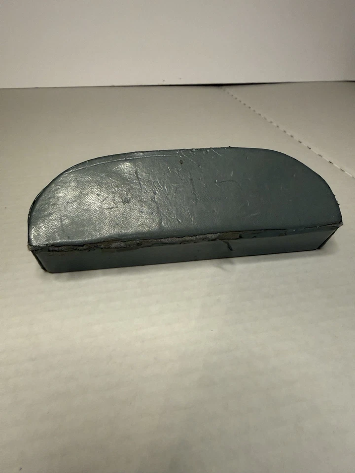 Gafas Persol de colección estuche rígido cierre magnético gris muy querido usado Foto 4 de 4