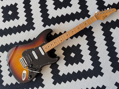 Suhr Classic S 2016 HSS 3-Tone Burst (3,6kg)