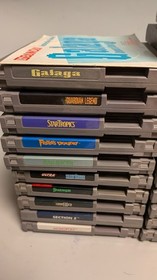 Lot of 25 Nintendo NES Games - Super Mario Bros 3, Castlevania, Guardian Legend,