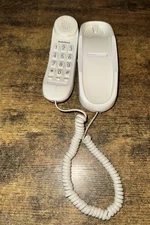 Radio Shack Big Button Trim Style Phone ET-3222 Landline Off White Tested Works