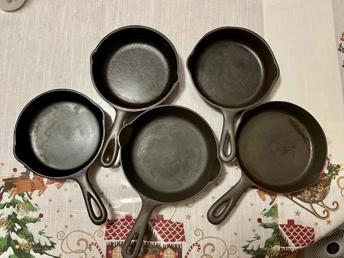 5 X Vintage CAST IRON Fry Pans. Nos. 3 & 4–GRISWOLD, WAGNER, Etc…Nice Condition