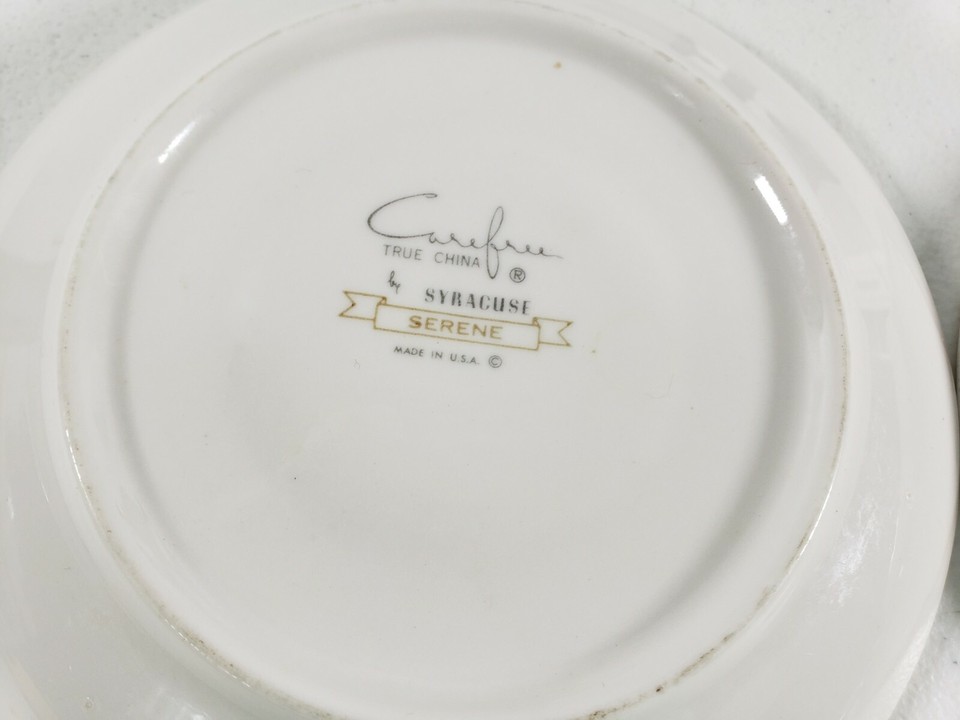 Syracuse Serene Carefree white Saucers 6in wide retired vintage 1970s x