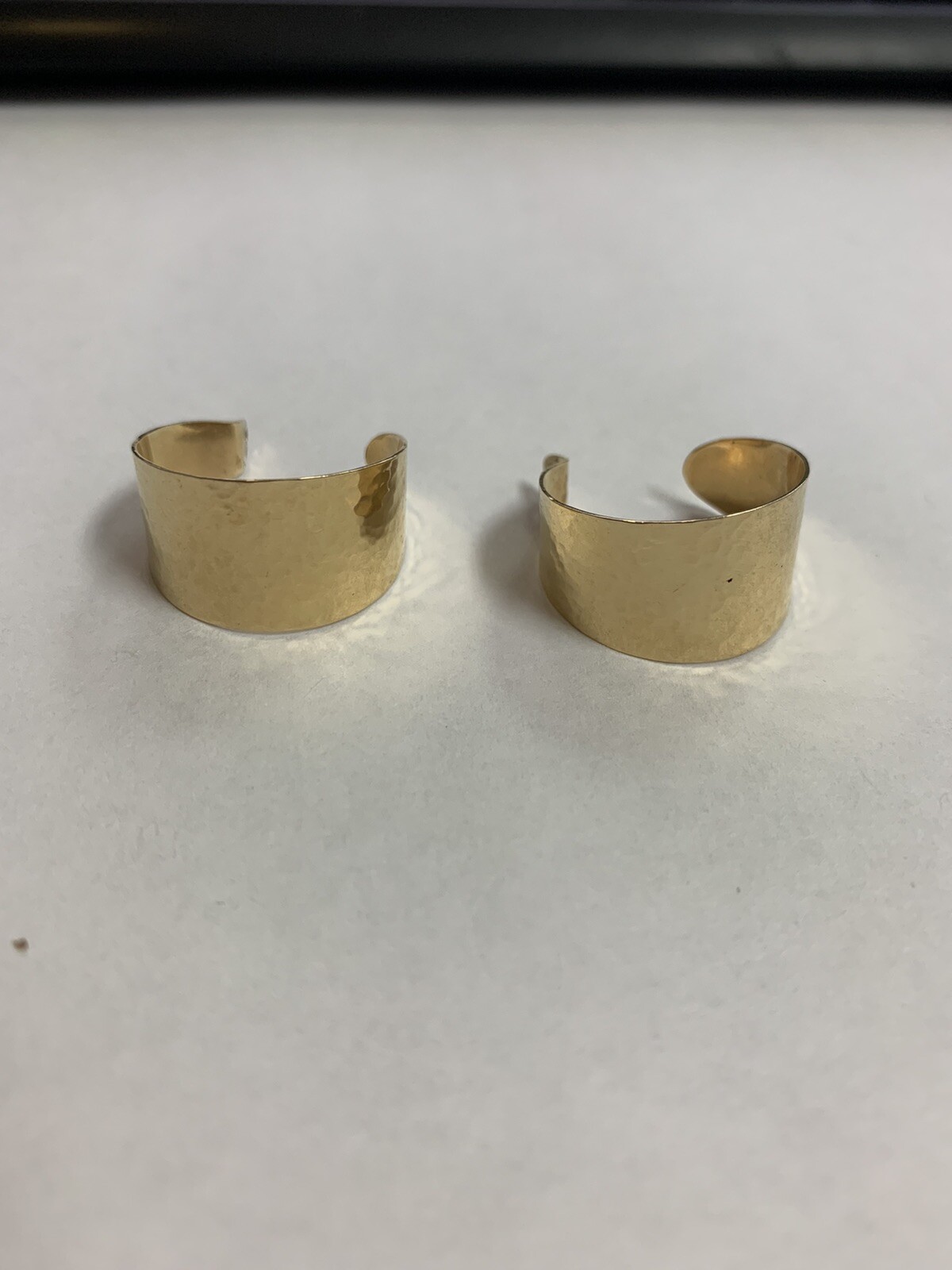 James Avery 14k Hammered Hoop Earring Jackets 13.5mm … Gem