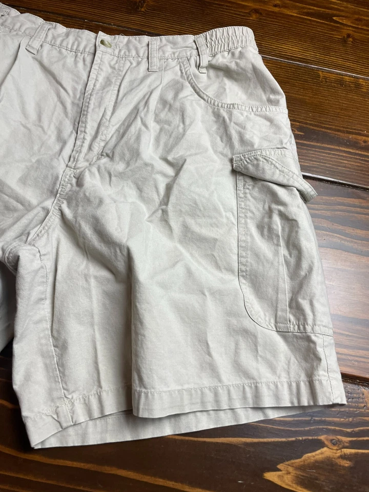 Columbia Shorts, Men's Size 36, Tan, Cargo, Pockets - Image 4 of 4