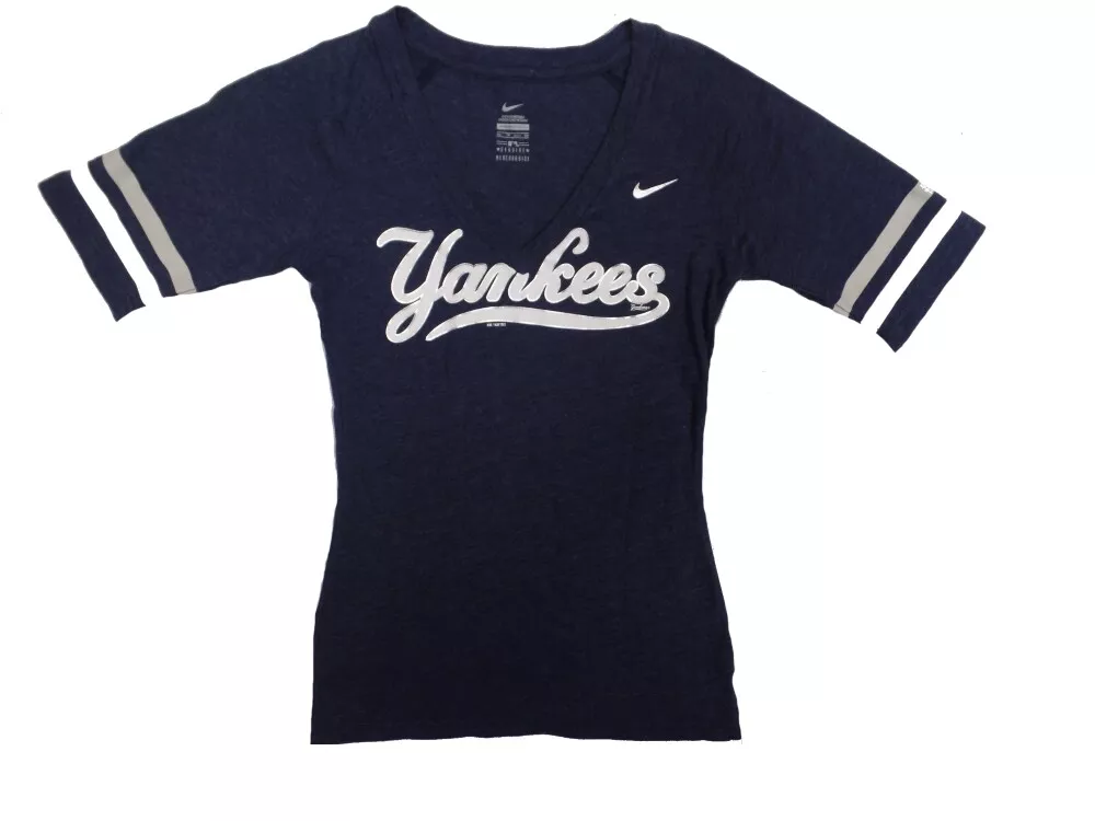 New York Yankees Women's V-Neck Script T-Shirt