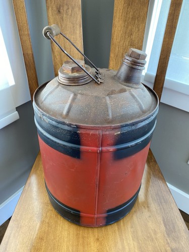 Reproduction Sinclair Pennsylvania Motor Oil Jug “Mellowed 100 Million Years” - Picture 3 of 3