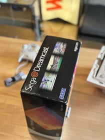 SEGA Dreamcast Console Complete in box, Pristine, Controller, Cables. Amazing.