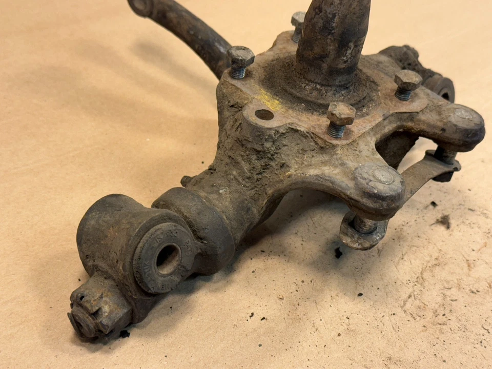 MG MGB Original RH Suspensão Frontal Direita Eixo Giratório Conjunto de Braço BTB394 - Imagem 2 de 4