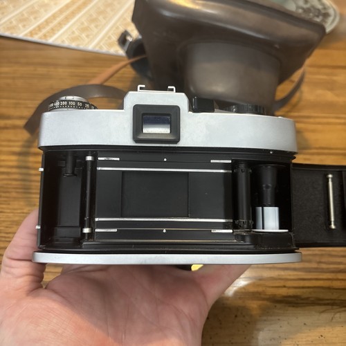 Leicaflex SL Chrome 35mm SLR film camera Summicron-R lens set - Picture 9 of 23