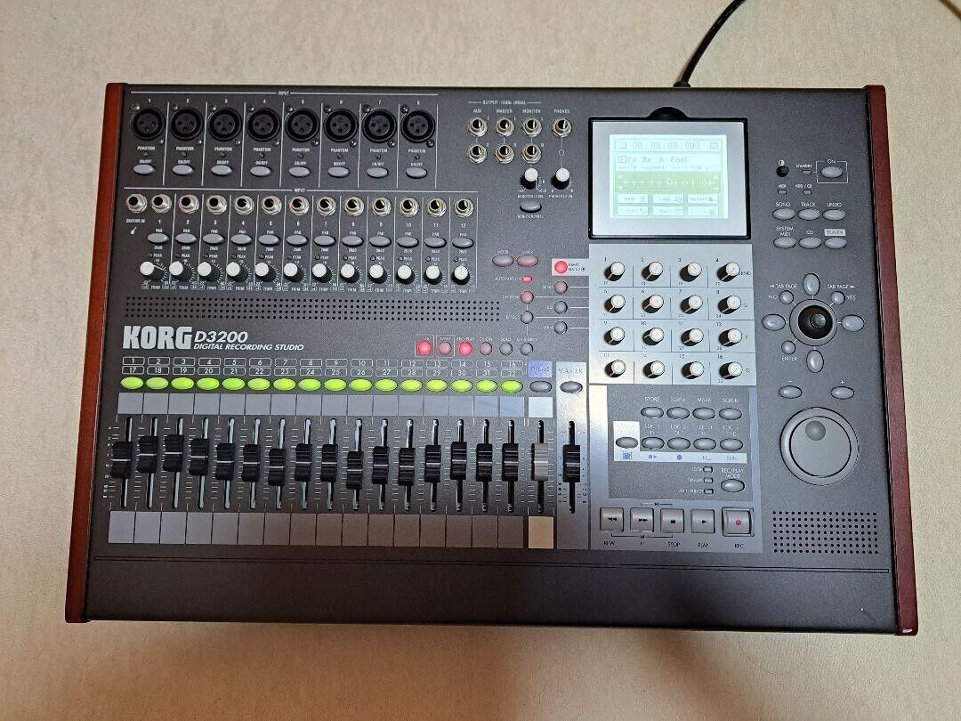 KORG D3200 32 Track MTR Digital Recording Studio