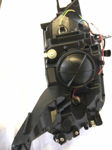 Headlamp Assembly LH Driver Side Fit 2015-20 Chevrolet Impala 84178024 GM2502417 - Picture 7 of 10