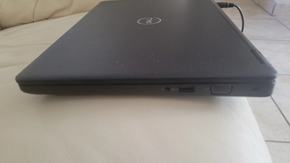 Computadora portátil Dell pantalla táctil  Foto 4 de 4