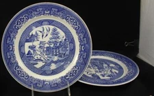 Homer Laughlin Blue Willow Set of 2 Luncheon Plates