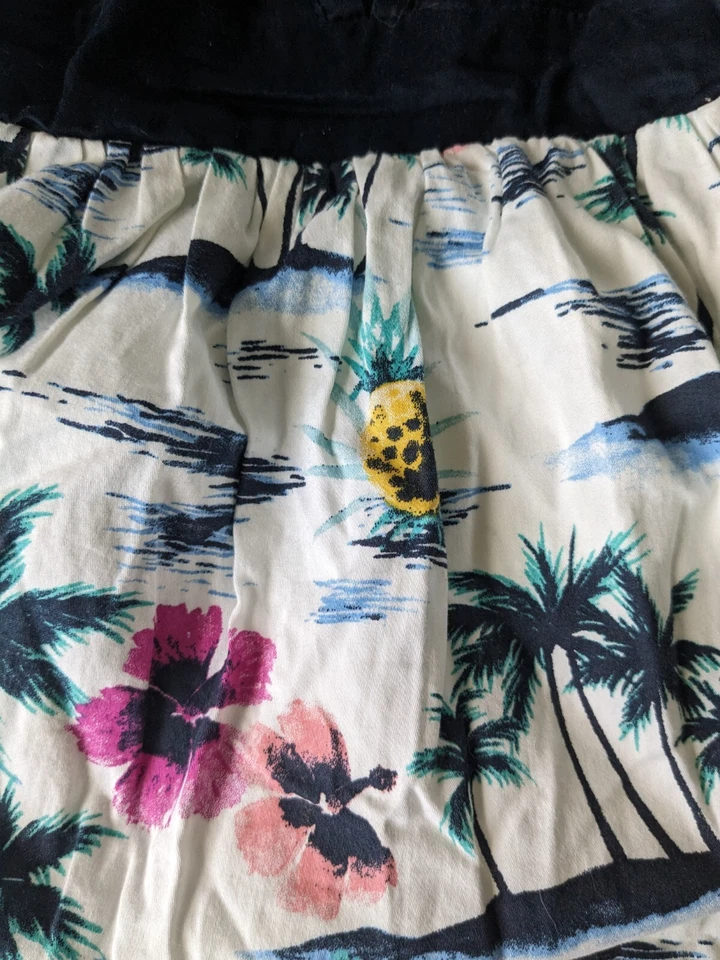 Genuino Niños Colección Familiar Niñas 4T Tropical Solero Algodón Foto 3 de 4