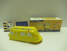 House Trailer Deluxe Plastic Toy 1:43 Scale  20022