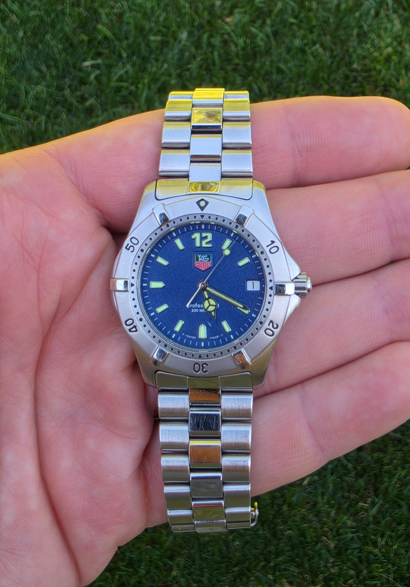 TAG Heuer WK1113.BA0311 Mens 2000 Series Professional Quartz Watch