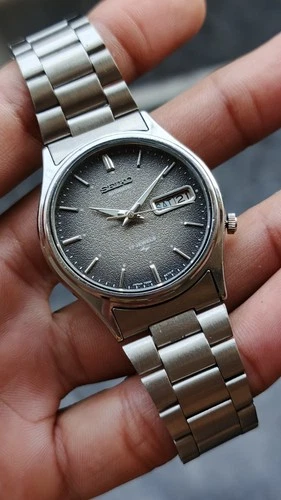 Seiko Automatic Gray Smoky 💨 Textured Dial Japan 7009 Men's Wrist Watch