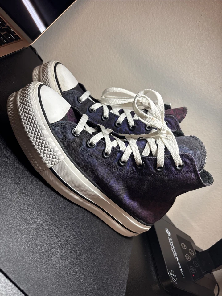 匡威 Converse Chuck Taylor All Star Hi Lift 女式 7 码黑色水彩玫瑰 — 第 2/4 张图片