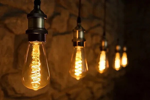 Home LED Filament ST64 Spiral Teardrop 25W BC 250 Lumens Bayonet Warm White - Picture 3 of 7