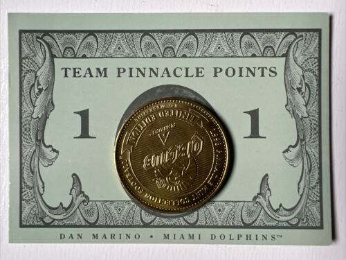 1998 Football Team Pinnacle Points Unseparated Coin and Card Dan Marino Dolphins - Picture 1 of 2