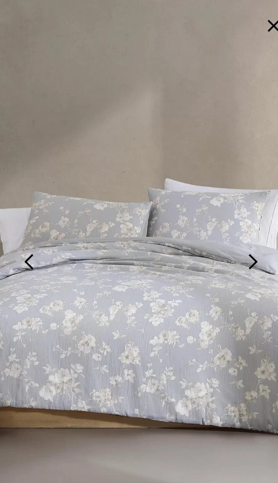 罕见! Calvin Klein 永恒蓝色/灰色花卉国王被套 + 2 King Shams! 全新带标签! 😍 — 第 3/4 张图片