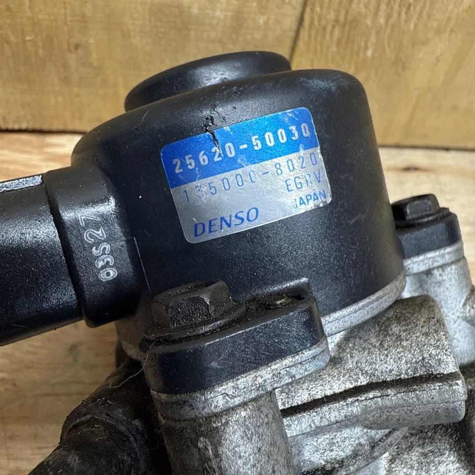 1995-2000 LEXUS TOYOTA OEM SC300 LS400 SC400 EGR VALVE 25620-50030 Foto 2 de 4