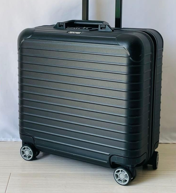 RIMOWA SALSA 2輪　23Lビジネストロリー Rimowa Salsa Business Trolley 23L Black 4 wheels Carry Case