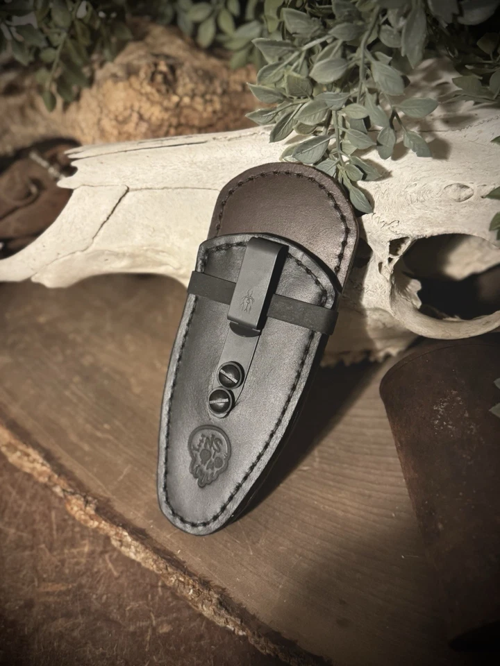 🏴‍☠️ Funda de cuchillo fija IWB personalizada de cuero Nightstitch | Clip DCC | Hecho a mano Foto 3 de 4