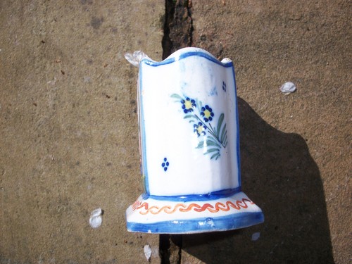 Attractive HR Quimper Pot Faience circa 1910 - Picture 8 of 9