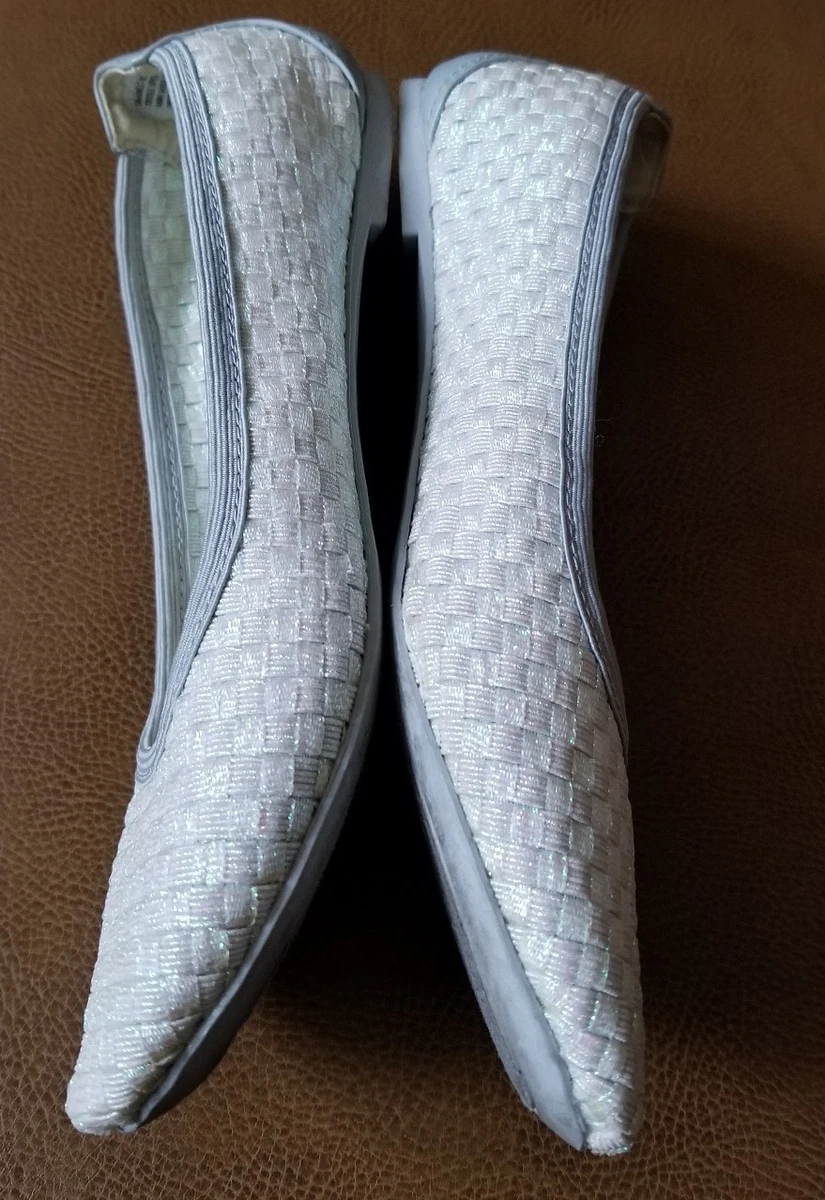 Skechers Juliet Extravagent White woven stretch ballet flat with